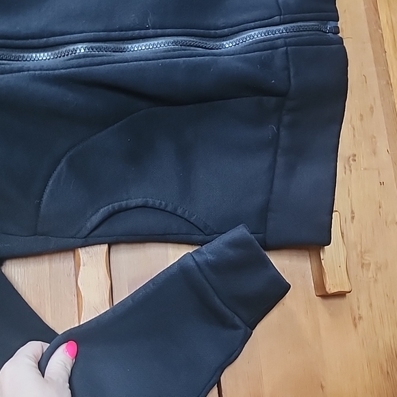 EUC TamWare: Assymetrical Full-zip Women's Hoodie, Black, Medium - Picture 2 of 8